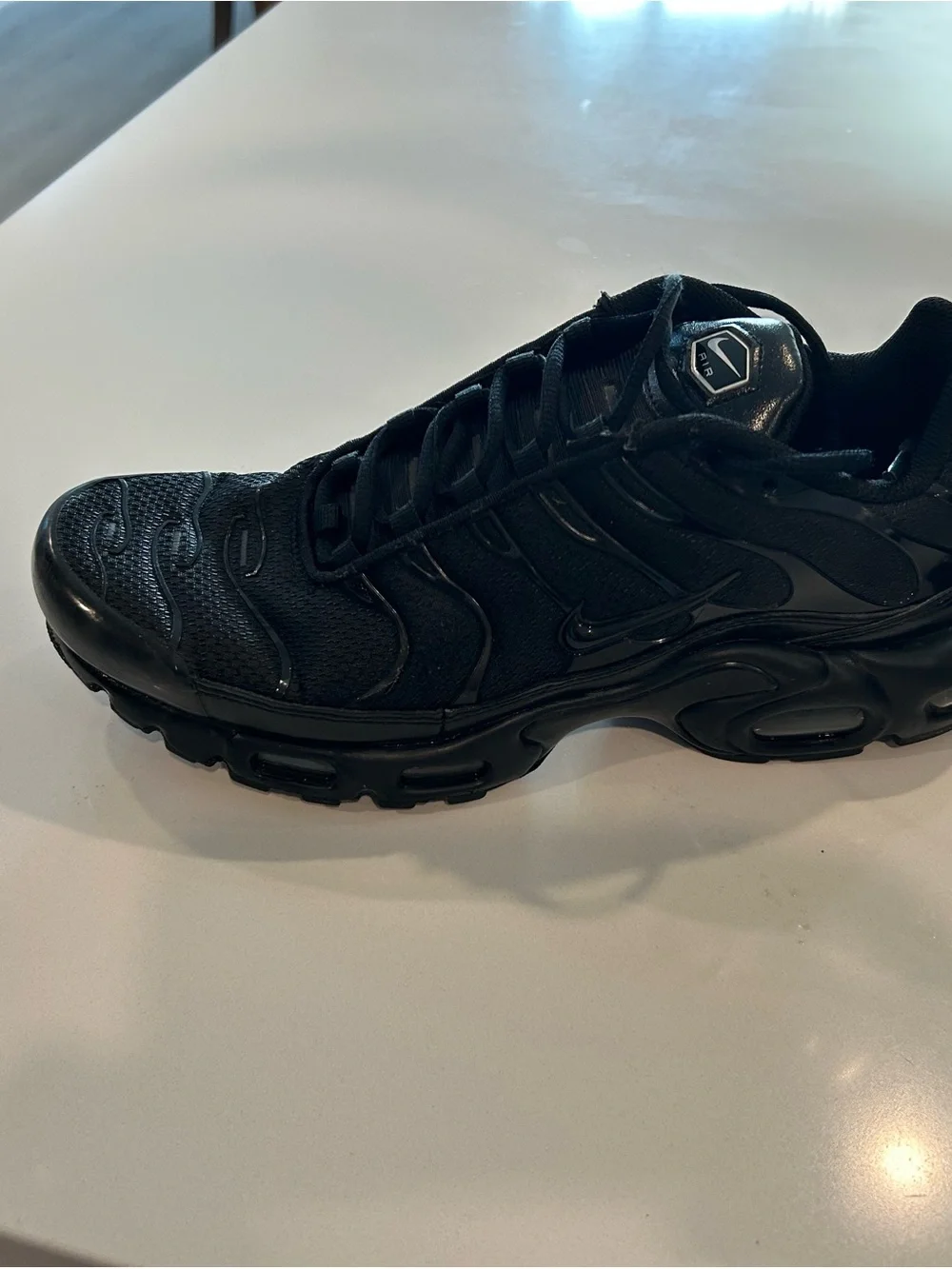 Nike Men's All-Black Air Cushion Training Sneaker